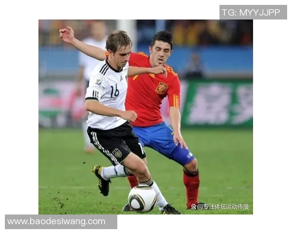 足球球星经典动作深度解析与技术特点剖析